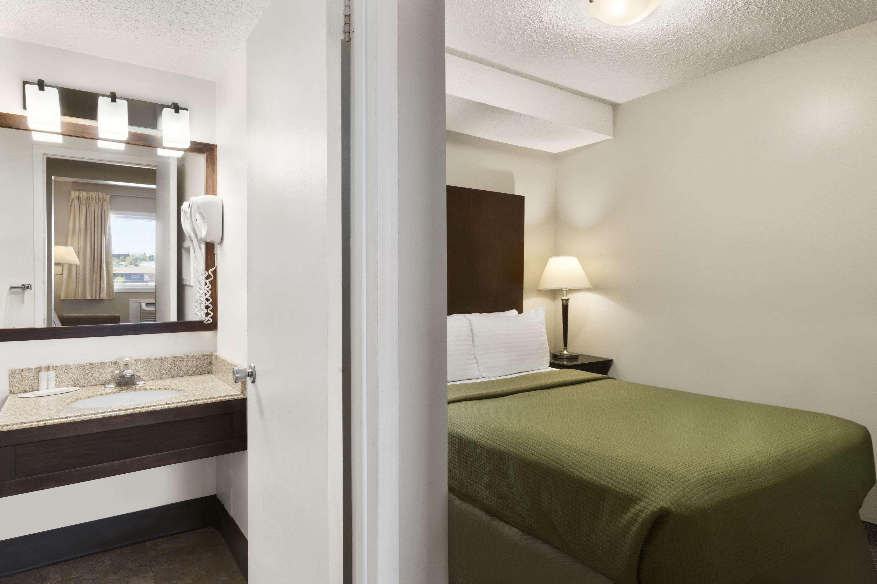 Thriftlodge Saskatoon Eksteriør billede